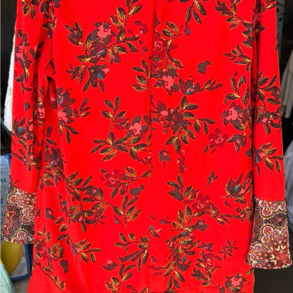 Fig and Flower Red Floral Blouse boho style Large Anthropologie - Picture 3 of 4
